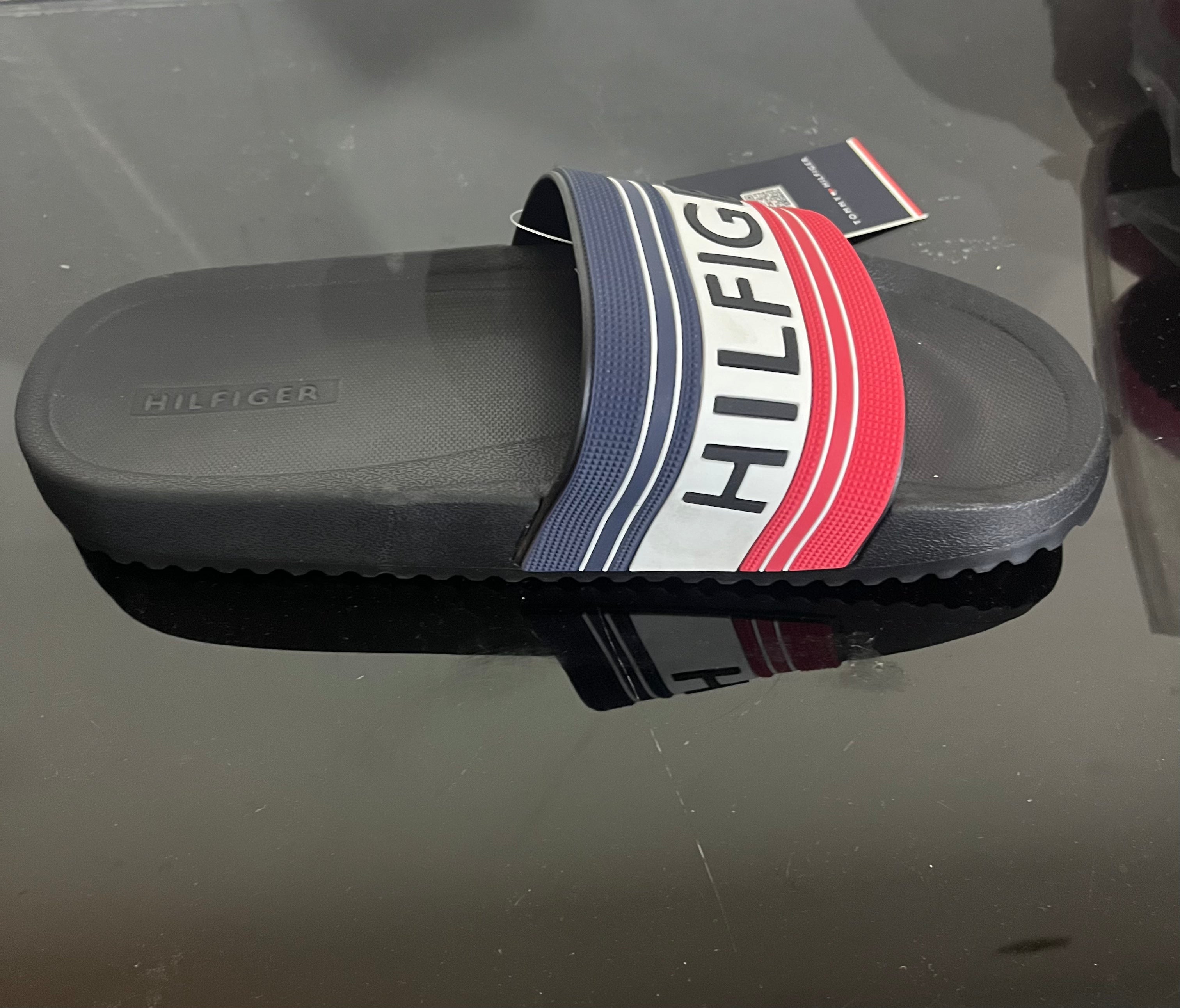 TOMMY HILFIGER